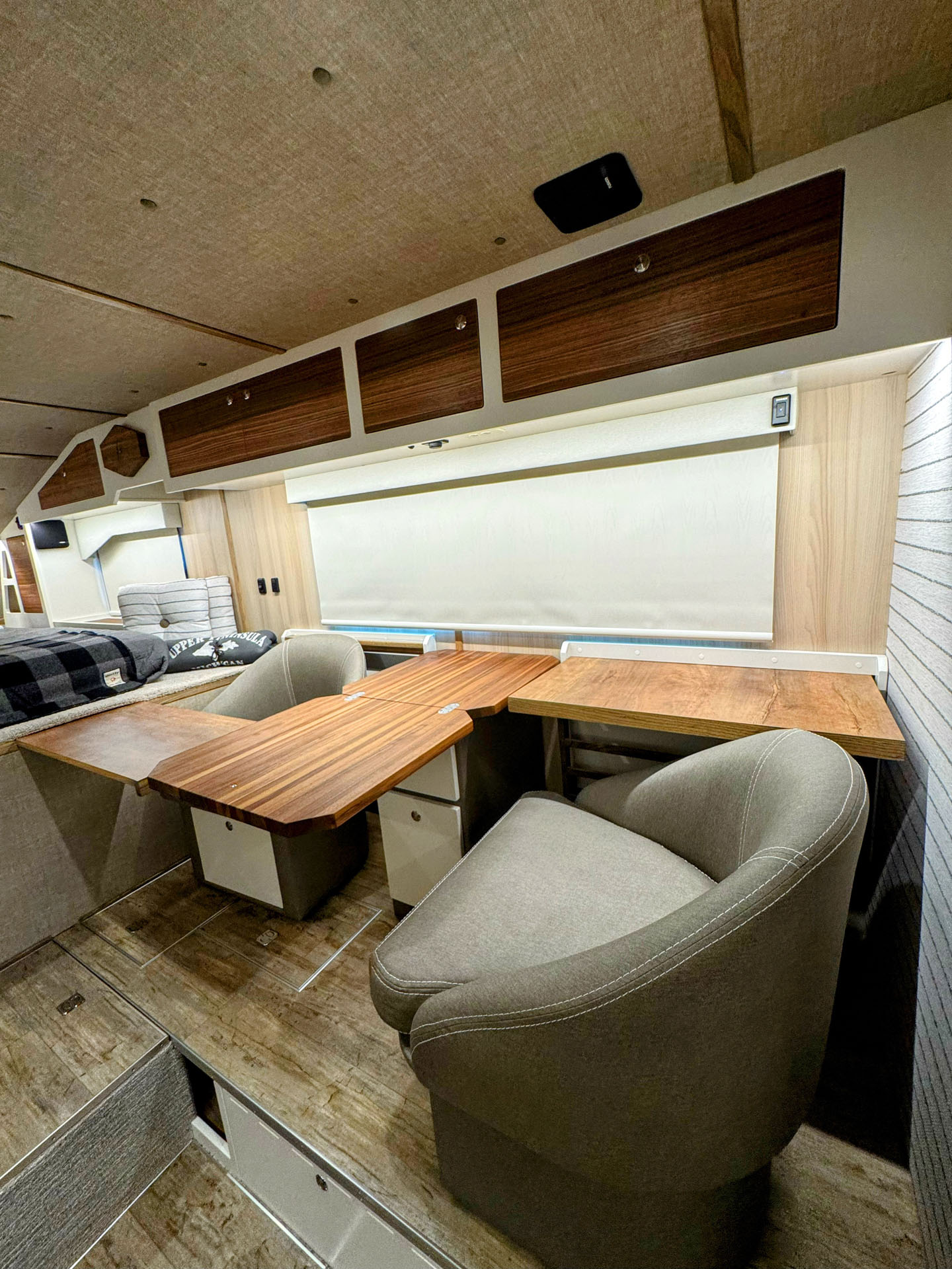 kingstar kruzr 12 command center workspace 