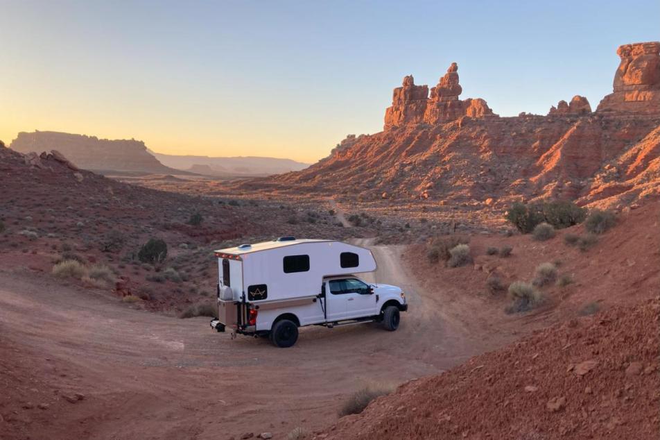 Kingstar Truck Bed Camper Adventure 