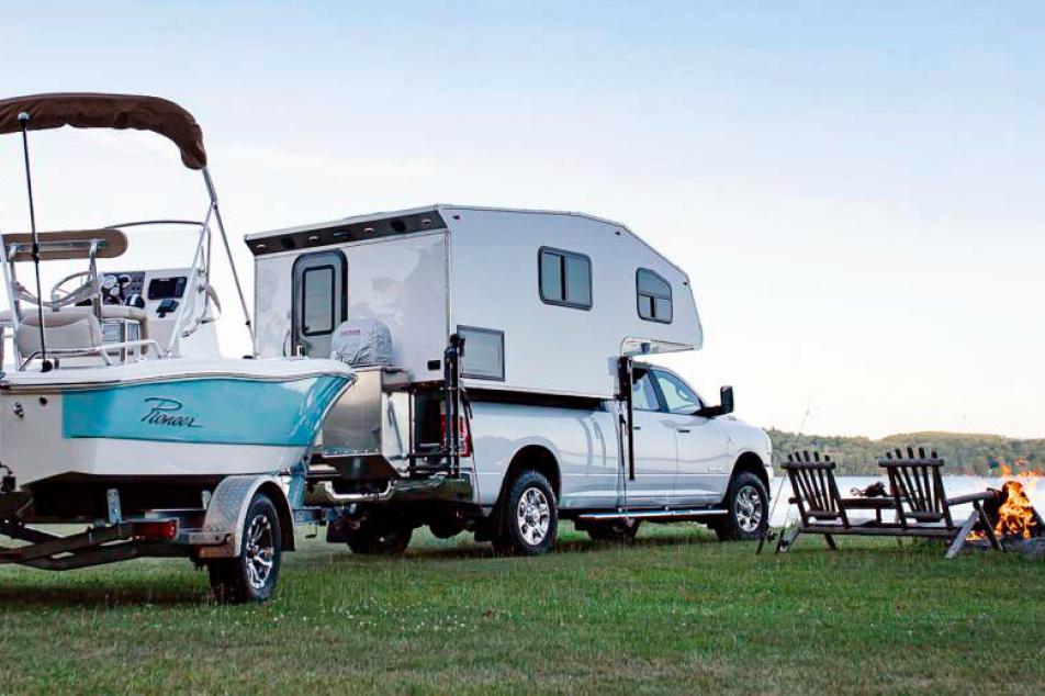 kingstar camper on a lakeside 