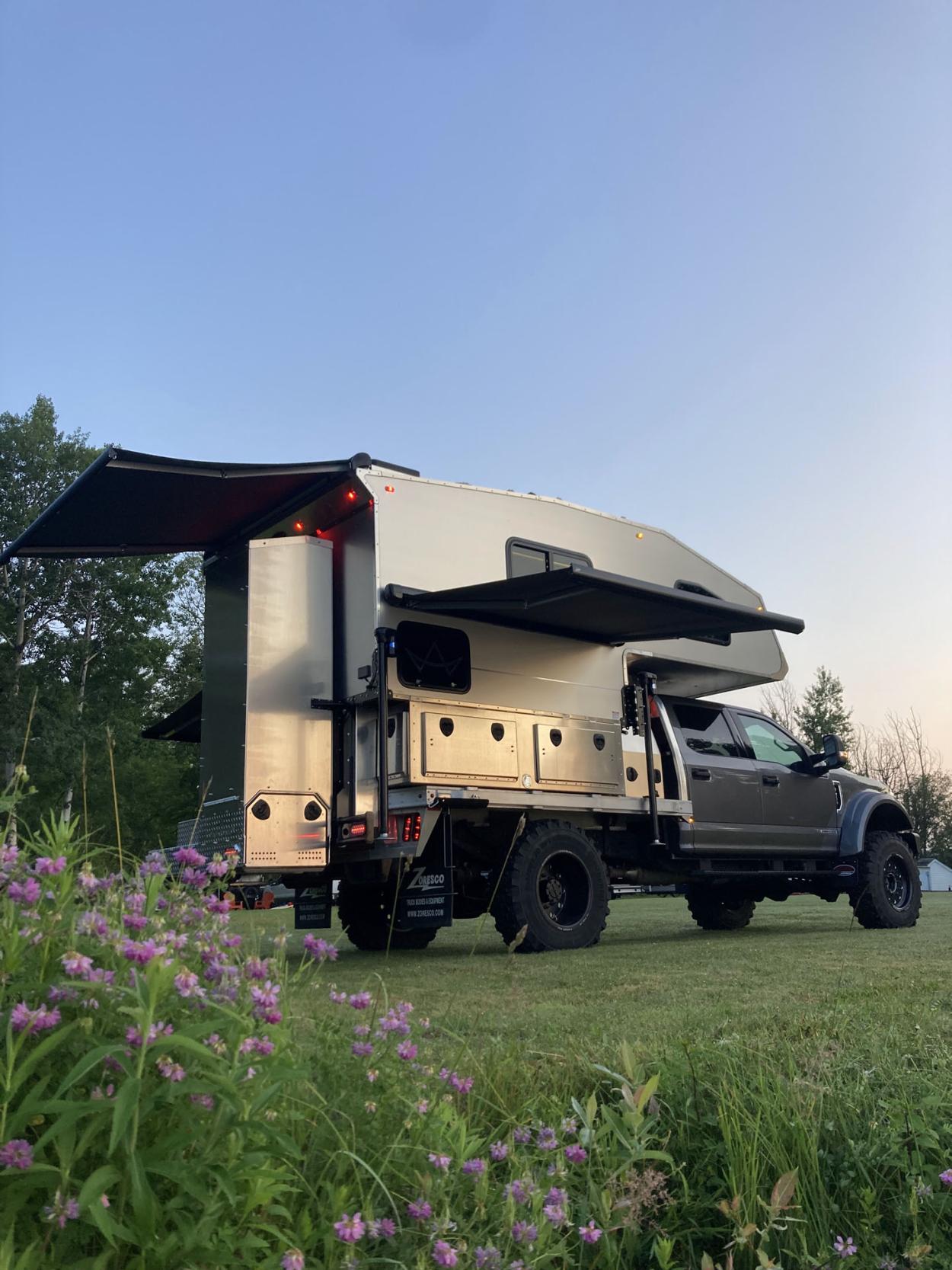kruzr camper on beach 