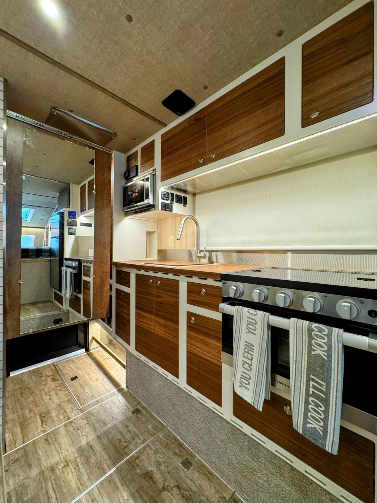 kingstar kruzr 10 command center kitchen 