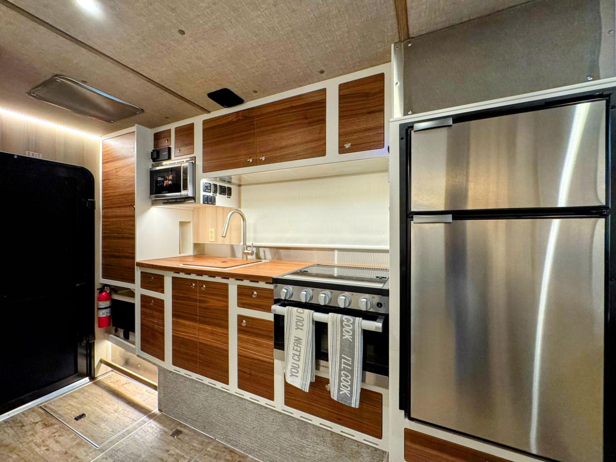 kingstar kruzr 10 command center kitchen 