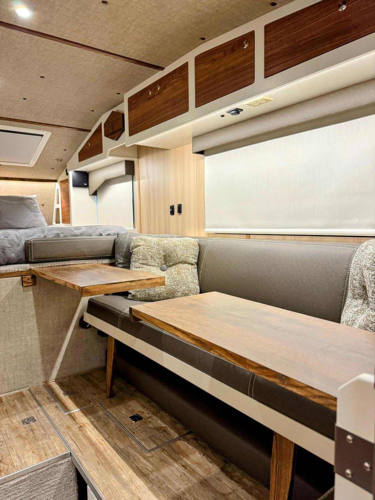 kingstar kruzr couch bunk interior tables expanded 